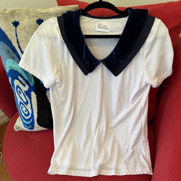 Velvet Collared T-Shirt - NWOT - Picture 1 of 4